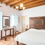 Patmos Netia Apartman Szkála